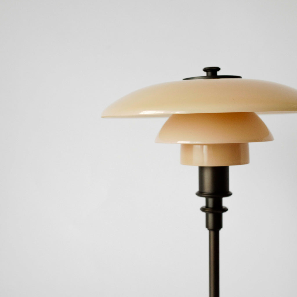 Louis Poulsen PH 2/1 テーブルランプ ダスティー・テラコッタ【展示品】