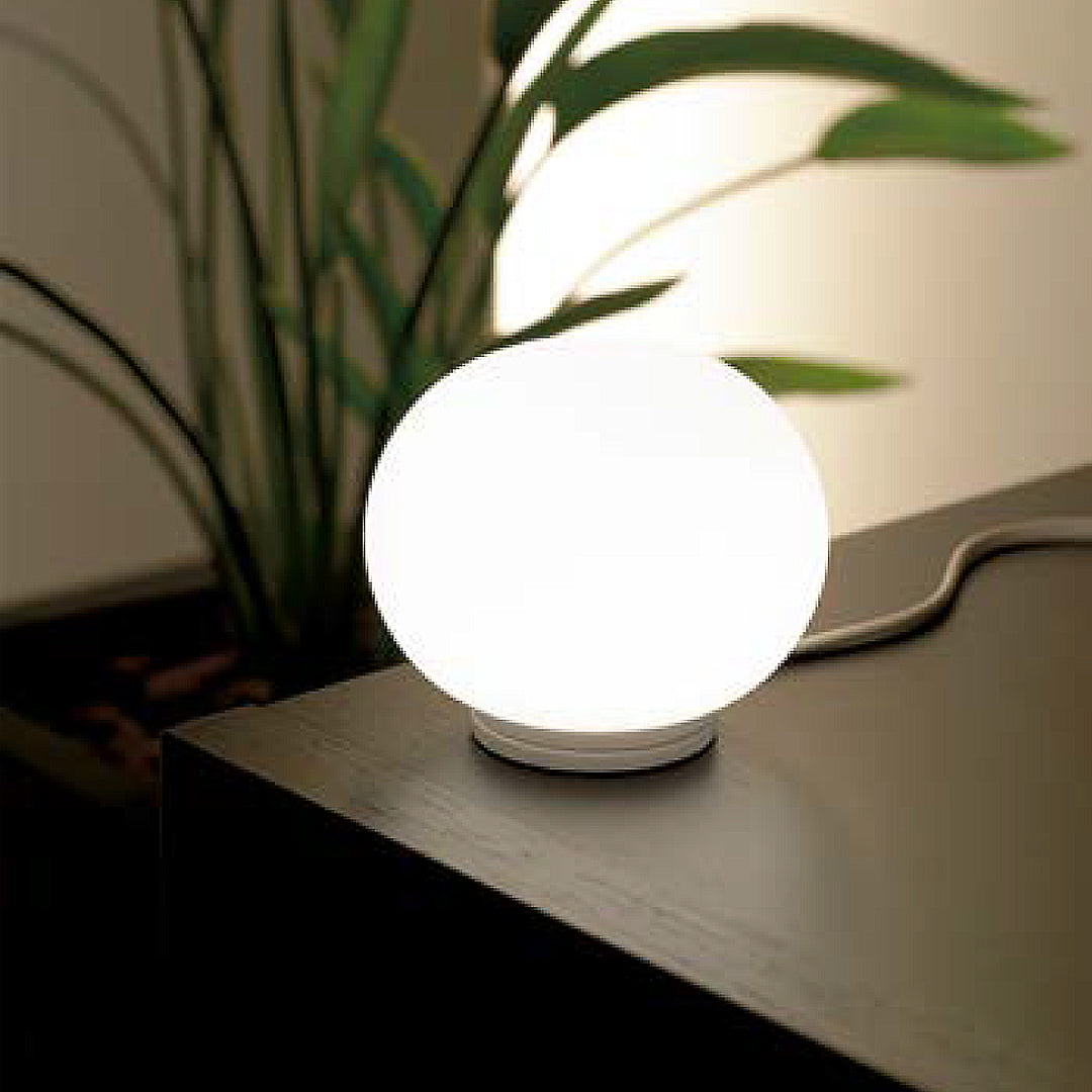 FLOS（フロス） GLO-BALL MINI T テーブルランプ