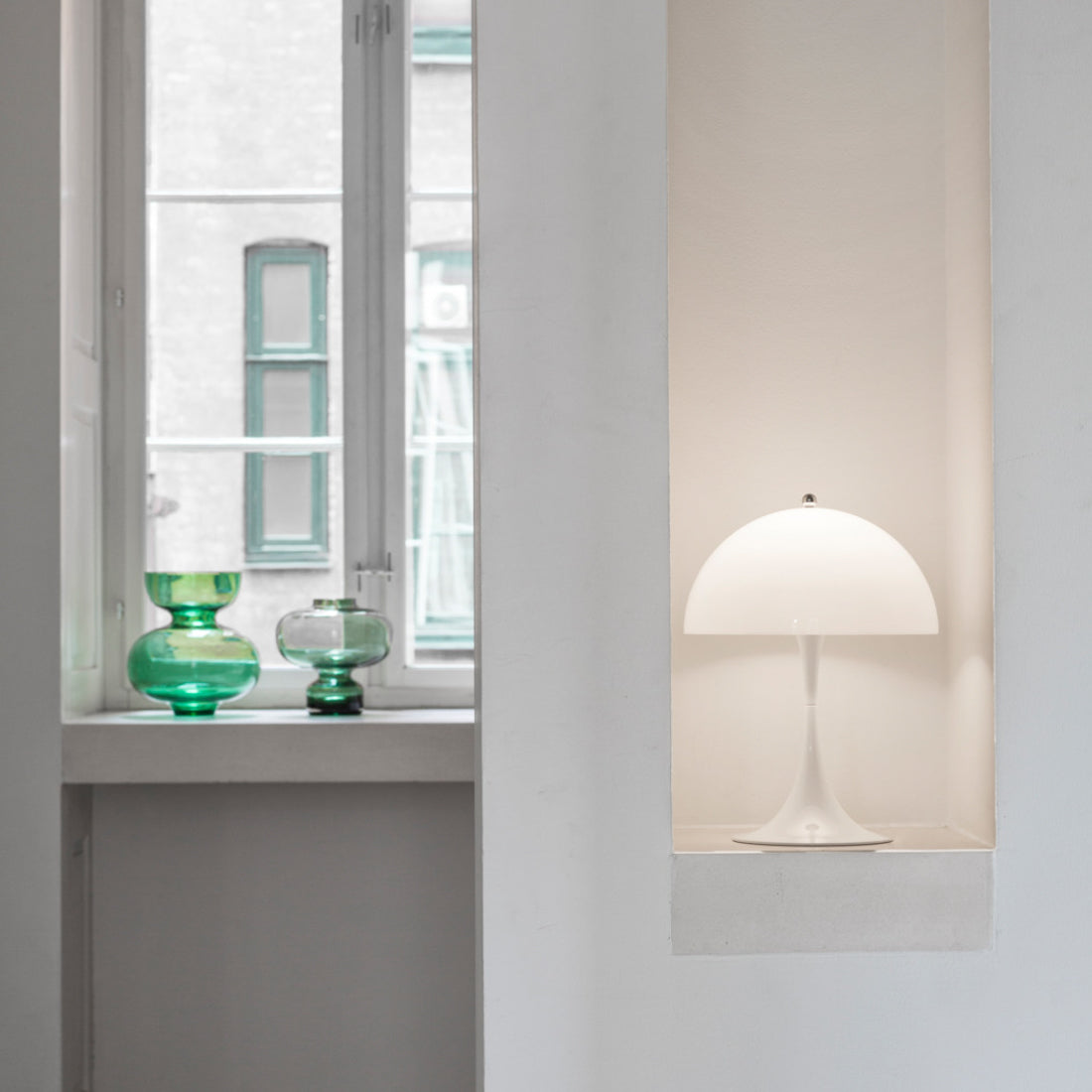 Louis Poulsen Panthella 250 テーブルランプ【展示品】