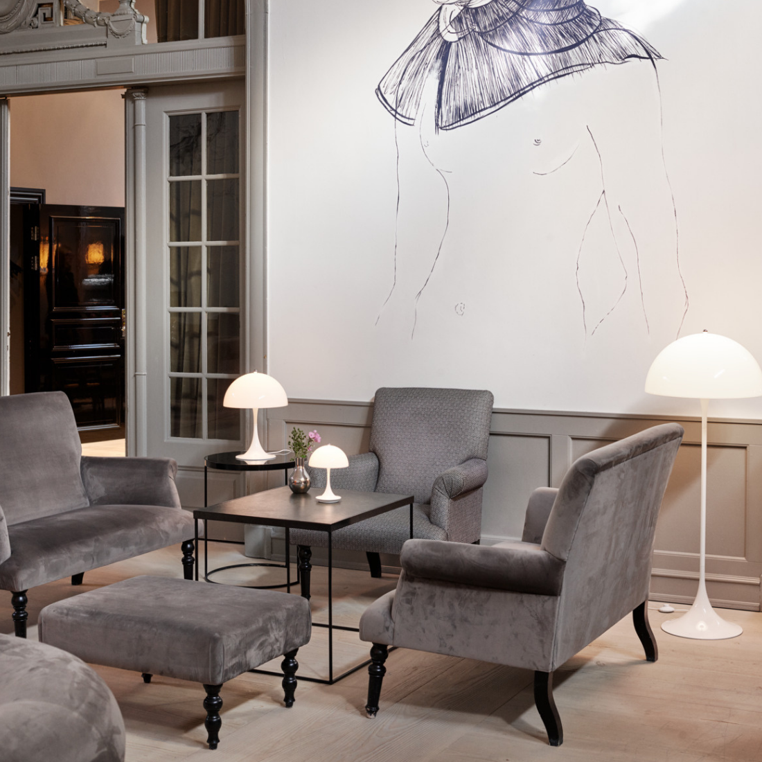 Louis Poulsen Panthella 320 テーブルランプ【展示品】